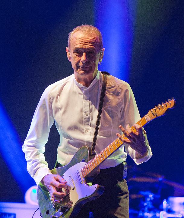 Status_Quo_Francis_Rossi_2.jpg